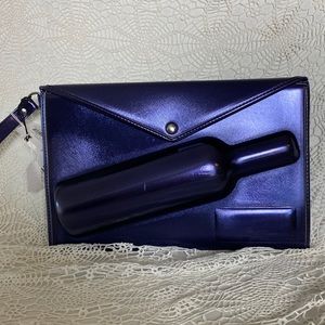 Beautiful Purple Wine 🍷 Clutch Bag